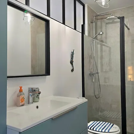 L'echapee Bleue - Cosy Refait A Neuf, Avec Terrasse Et Vue Jardin, Se Fait A Pied - By Auraconciergerie Apartment